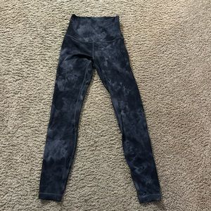 Lululemon Align 25 pant, 25” Leggings. Size 2